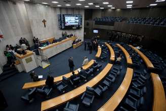 Justiça prorroga prazo para instalação de CPIs barradas por aliados de Ricardo Nunes