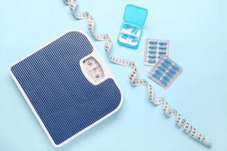 Remédios para emagrecer sem acompanhamento profissional podem colocar a saúde em risco