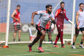 Wesley em treino pelo Inter. 