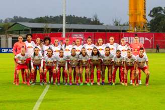Jogadoras das Bragantinas. 