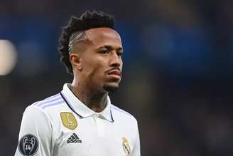 O nome de Éder Militão, zagueiro do Real Madrid e da Seleção Brasileira, retorna a polêmica sobre o valor da pensão alimentícia paga para sua filha, Cecília.