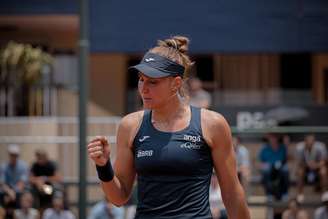 Bia Haddad estreou com vitória no WTA 1000 de Madri e encerrou sequência negativa na temporada.