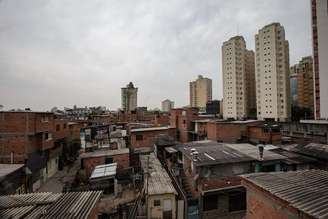 De acordo com a CDHU, 821 famílias vivem na Favela do Moinho; área pertence à União.