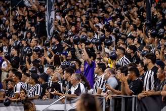 Torcida do Ceará, na Arena Castelão. 