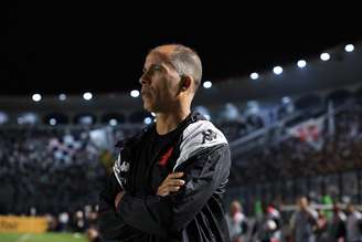 RIO DE JANEIRO, BRAZIL - DECEMBER 04: Felipe "Maestro", head coach of Vasco da Gama looks on prior to the match between Vasco Da Gama and Atletico Mineiro as part of Brasileirao 2024 at Sao Januario Stadium on December 04, 2024 in Rio de Janeiro, Brazil. (Photo by Buda Mendes/Getty Images)