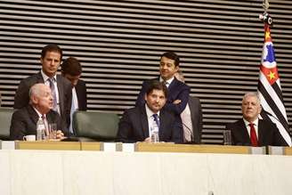 Alesp aprova aumento de até 98% e bônus milionários para servidores do TCE-SP