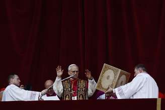 Papa Leão XIV entra para a lista dos mais bem vestidos de 2025 da revista Vogue