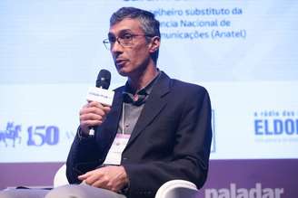 Nova geração de redes poderá até mesmo tornar os celulares obsoletos, diz Luciano Mendes, professor do Inatel