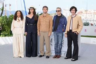 Alice Carvalho, Maria Fernanda Cândido, Wagner Moura, Kleber Mendonça Filho e Gabriel Leone