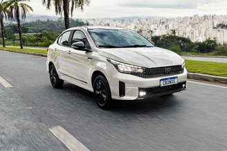 Fiat Cronos Drive CVT 2026