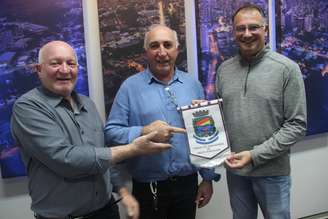 Edimar Biazzi (PL-RS) ao visitar a Câmara Municipal de Bento Gonçalves