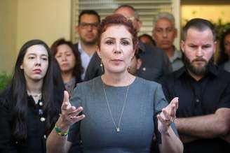 Carla Zambelli anunciou na terça-feira que saiu do Brasil