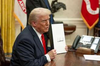 EUA Trump assina ordem executiva que abriu guerra comercial