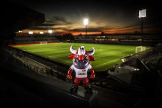 Red Bull Bragantino terá seis desfalques em duelo diante do Vasco. 