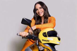 99Moto leva Ivete Sangalo para a edição deste ano da festa de São João de Maracanaú 