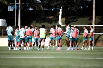 treino dos jogadores do cruzeiro (Fotos: Gustavo Martins/ Cruzeiro)