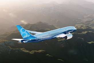 Avião que caiu na Índia faz parte da linha 787 Dreamliner da Boeing