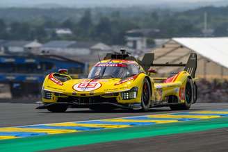 Carro #83 guiado por Robert Kubica venceu as 24h de Le Mans, marcando a terceira vitória da Ferrari em 3 anos disputados
