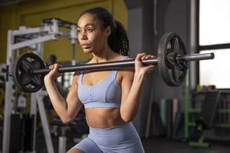 Entenda em quanto tempo de treino dá para ganhar massa muscular 