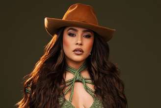 Lauana Prado fala sobre bissexualidade e como se assumir afetou carreira