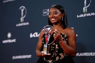 Simone Biles apaga perfil em rede social após polêmica