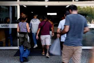 Candidatos chegam para as provas do Concurso Público Nacional Unificado (CPNU) na UERJ, zona norte da cidade. (18/08/2024)