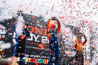 Dixon comemora sua 59ª vitória