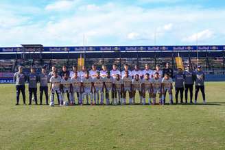 Jogadores do time sub-17 do Red Bull Bragantino. 