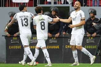 Arthur Cabral marcou seu primeiro gol pelo Botafogo 