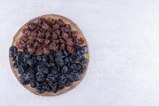  Frutas desidratadas são opções nutrititvas