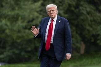 Quaest: 72% dos brasileiros dizem que Trump erra ao taxar Brasil alegando perseguição a Bolsonaro