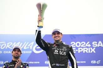 Evans saiu da última colocação para vencer o ePrix de São Paulo na abertura da temporada 2024/25