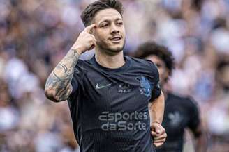 Rodrigo Garro em ação pelo Corinthians