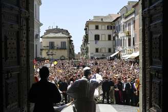Papa celebrou missa durante seu período em Castel Gandolfo