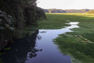 Represa Guarapiranga abastece 4 milhões de pessoas, a maioria na capital paulista.