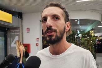 Ativista Tony La Piccirella foi deportado por Israel