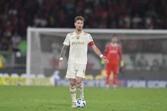 Léo Pereira, do Flamengo, em jogo contra o Atlético-MG