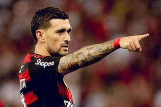 Arrascaeta em campo pelo Flamengo