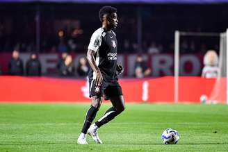 Felix Torres em jogo do Corinthians