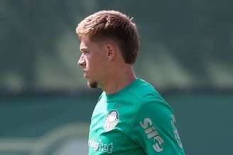 Bruno Fuchs durante treino do Palmeiras 