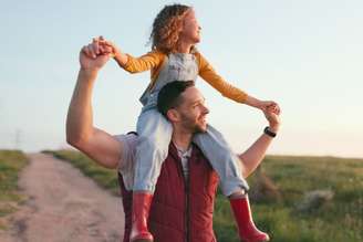 Os astros podem influenciar o jeito de cada pai agir