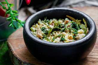 Arroz de pato com tucupi e jambu
