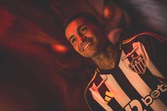 Apresentação do atacante Dudu (Foto: Pedro Souza / Atlético)