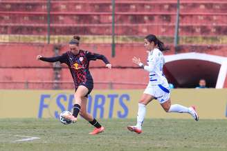 Cata Ongaro, jogadora das Bragantinas. 