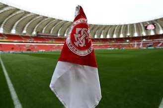 Bandeirinha de escanteio do Internacional