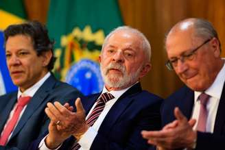 Plano de contingência contra tarifaço será apresentado pelo governo Lula nesta quarta-feira, 13