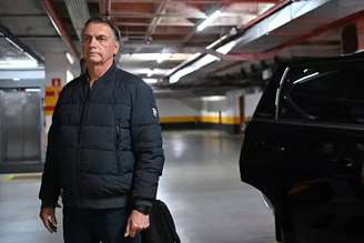 Bolsonaro deixará prisão domiciliar para visitar hospital