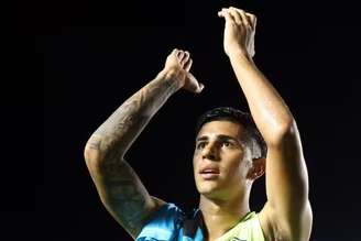 David Ricardo em jogo do Botafogo