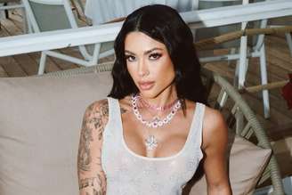 A influenciadora Rayane Figliuzzi, de 27 anos, anunciou em seu perfil do Instagram que o juiz lhe concedeu a guarda do filho, Zion