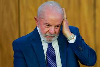 O presidente Lula deve convocar reunião ministerial na próxima semana